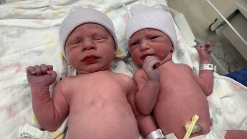 Nascem nos EUA dois bebés gémeos de embriões congelados há 30 anos