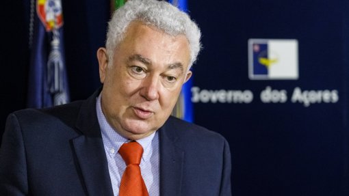 Vice-presidente do Governo dos Açores diz que não teve &quot;intenção de ofender&quot; médicos