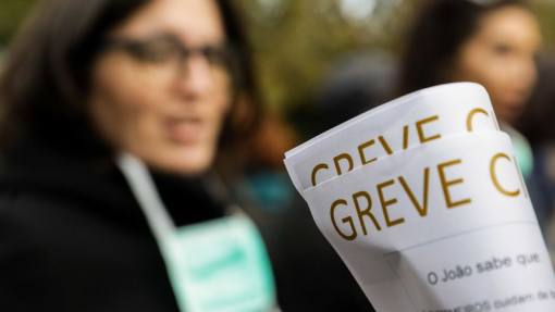 Greve dos enfermeiros com adesão de 65% - sindicato