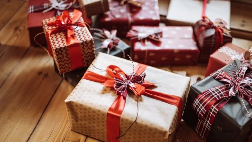 Associação de Pombal distribui presentes de Natal a crianças hospitalizadas