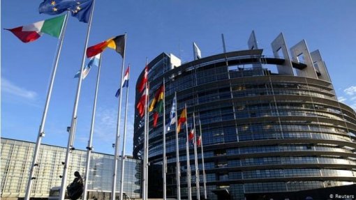 Covid-19: UE procura “abordagem coordenada” para lidar com situação na China