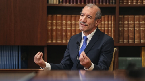 Sobrecarga dos internistas nas urgências torna a especialidade de Medicina Interna pouco atrativa - Daniel Ferro