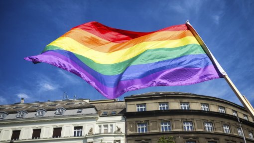 Governo alemão vai alterar lei que discrimina homossexuais na doação de sangue