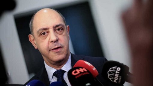 Ministro da Saúde vai reunir-se dia 16 com os autarcas da Lezíria