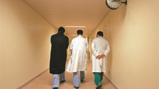 PS quer centros de saúde da região Oeste prioritários para contratar médicos