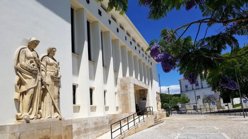 Absolvido responsável de empresa acusada de falsificar currículos de médicos colocados no CHMT
