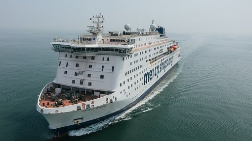 Navio-hospital Global Mercy já está em Dacar para fazer 800 cirurgias