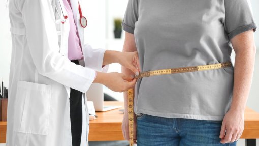 Mais de metade da população mundial com excesso de peso ou obesidade em 2035 - estudo