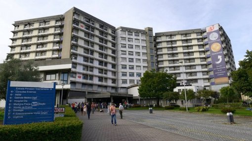 Hospital de Guimarães investiga morte de paciente após cirurgia aos ovários