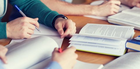 Governo anuncia criação de plano nacional de saúde mental no ensino superior