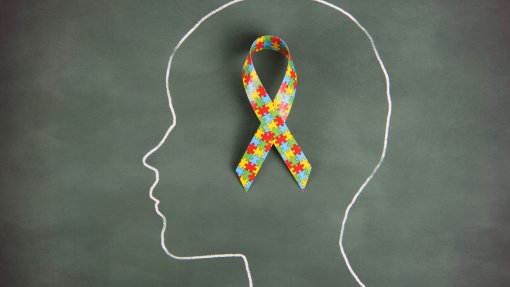 Autismo mais frequente entre crianças negras e hispânicas nos EUA