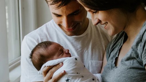 Nascimento do primeiro filho aumenta despesa das famílias em 20% - INE