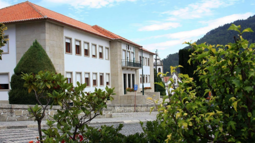 Assembleia Municipal de Manteigas contra encerramento de extensões de saúde