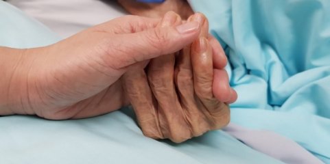 Novo modelo para cuidados paliativos é desajustado da realidade do país - Associação