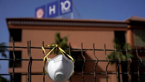 Covid-19: Espanha acaba com últimas obrigações de usar máscaras