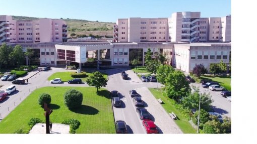 Internistas do Hospital Amadora-Sintra recusam fazer mais de 150 horas extraordinárias