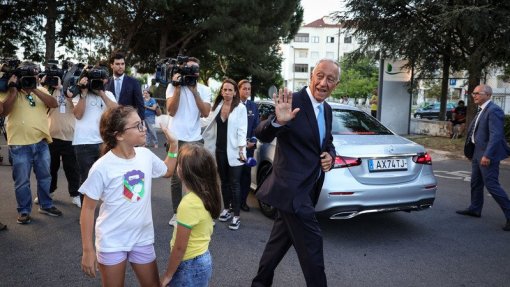 Marcelo elogia SNS e afirma que serviços mínimos em dia de greve foram excecionais
