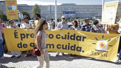 Médicos voltam à greve em 01 e 02 de agosto se o Governo não recuar nas propostas - federação