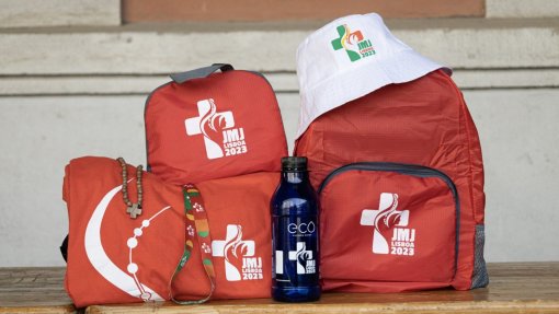 JMJ: Voluntários preparam em Setúbal meio milhão de &#039;kits&#039; para peregrinos