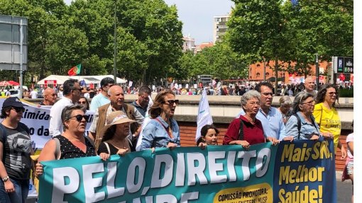 Caravana automóvel vai percorrer 300 quilómetros pela saúde no interior