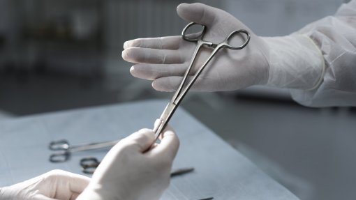 Cirurgiões moçambicanos &#039;instalam-se&#039; em Nampula e Niassa para tratar mulheres