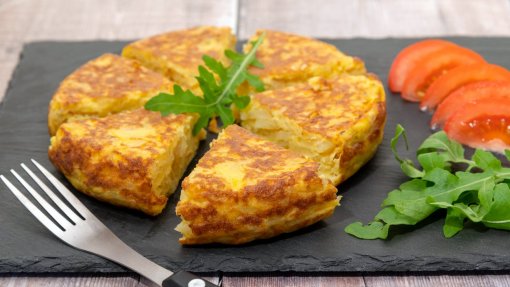 Tortilha à venda em Portugal pode estar ligada a casos de botulismo em Espanha - DGAV