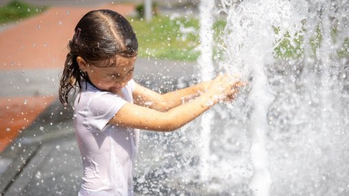UNICEF alerta para ondas de calor que em Portugal afetam 94% das crianças