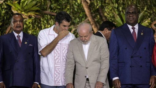 Presidente congolês Sassou Nguesso defende união das nações com florestas tropicais