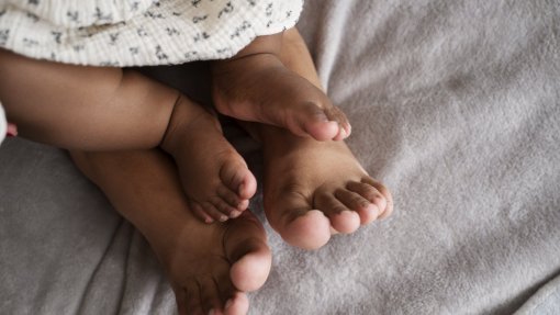 Mortalidade infantil em Moçambique caiu para 39 óbitos por mil nascimentos - estudo