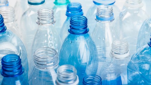 Agência Europeia do Ambiente alerta para perigos do bisfenol para a saúde