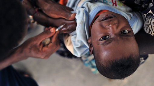 Guiné-Bissau inicia vacinação gratuita contra meningite A e covid-19