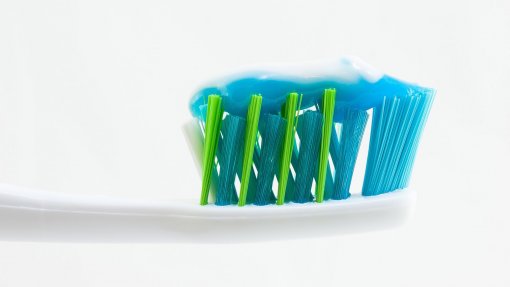 Nanopartículas usadas em dentrifícos provocam alterações no fígado do pregado