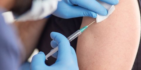 Poucas vacinas no arranque campanha sazonal obriga a reagendar utentes nas farmácias