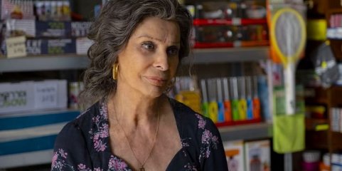 Atriz Sofia Loren operada a uma fratura de anca após uma queda