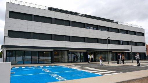 OEIRAS: Inaugurada unidade de saúde em Carnaxide