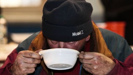 PORTO: Concluído refeitório para alimentar 40 sem-abrigo do Centro Histórico