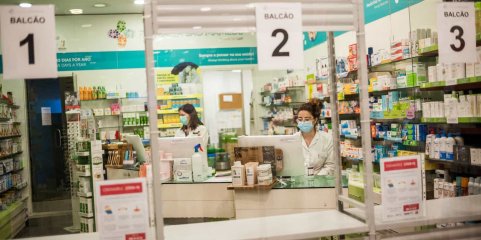 Sindicato dos farmacêuticos alerta para ilegalidades em laboratórios de análises clínicas nos Açores