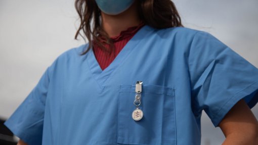Federação de Médicos pede fiscalização constitucional do regime de dedicação plena
