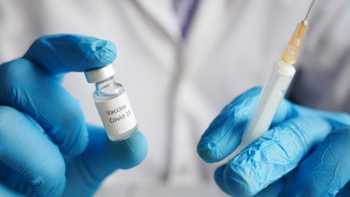 Covid-19: Vacina conferiu proteção de 40% na hospitalização e de 50% nos óbitos - INSA