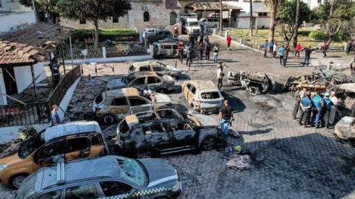 Israel: Inteligência francesa aponta para foguete palestiniano na explosão em hospital em Gaza