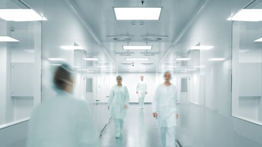 Quase 40 hospitais com cerca de 90% dos serviços indisponíveis – movimento