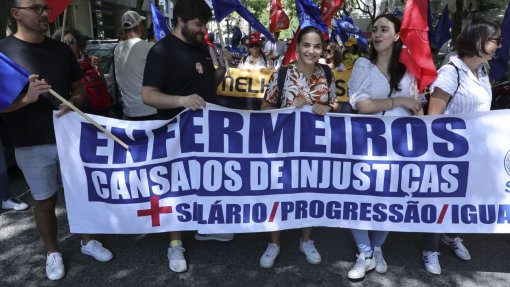 Enfermeiros iniciam hoje greve ao trabalho extraordinário até ao final do ano