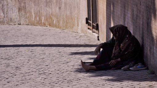Número de pessoas em situação de sem-abrigo no Porto está a diminuir