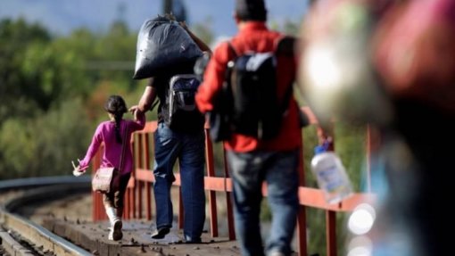 Migrações: Pelo menos 11 países contrariam leis da UE com controlos de fronteiras