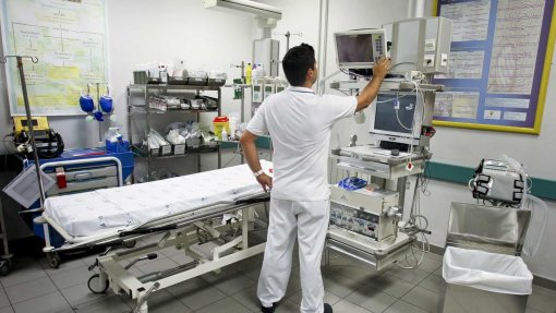 Enfermeiros dizem que acordo com médicos agrava desigualdades salariais entre carreiras