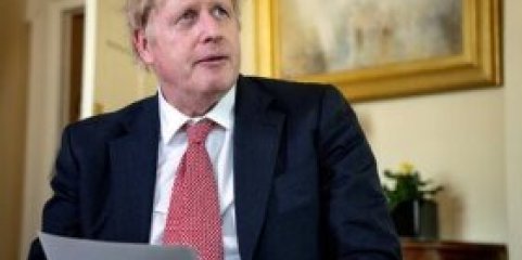 Covid-19: Boris Johnson pediu desculpa, emocionou-se e assumiu responsabilidade