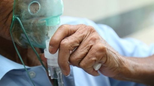 Pneumologistas preocupados com doenças respiratórias devido aos cigarros eletrónicos