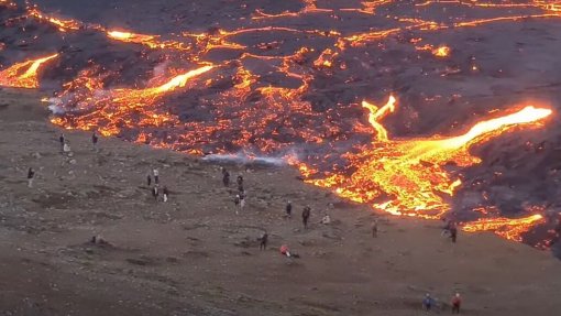 Intensidade da erupção vulcânica na Islândia está a diminuir – serviço de meteorologia