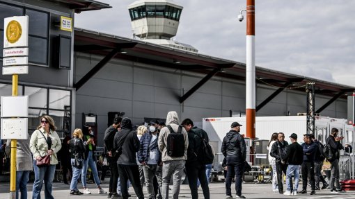 Migrações: Alemanha com imigração líquida recorde de 1,5 milhões de pessoas em 2022