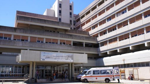 Câmara disponível para acabar com contentores no hospital de Viana do Castelo